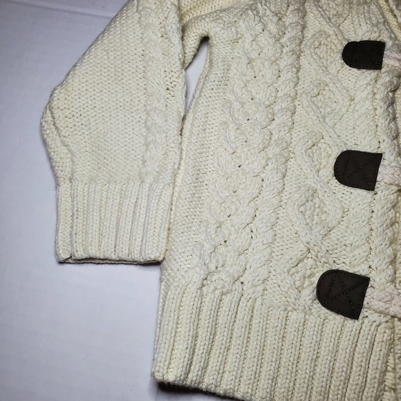 Janie And Jack Cable Knit Sweater Sz 2T - Picture 3 of 7